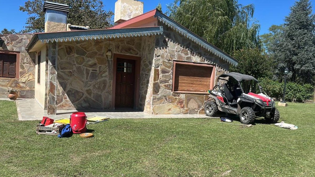 Adolescente de 17 años murió tras volcar un UTV en Río de los Sauces