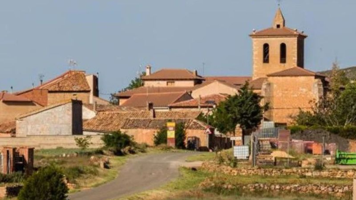 Arenillas ofrece vivienda gratuita, trabajo y bar: cómo postular desde Argentina