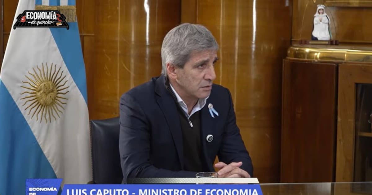 Caputo dice que la recuperación podría consolidarse en mayo-junio; apela a desinflación, crédito y obras