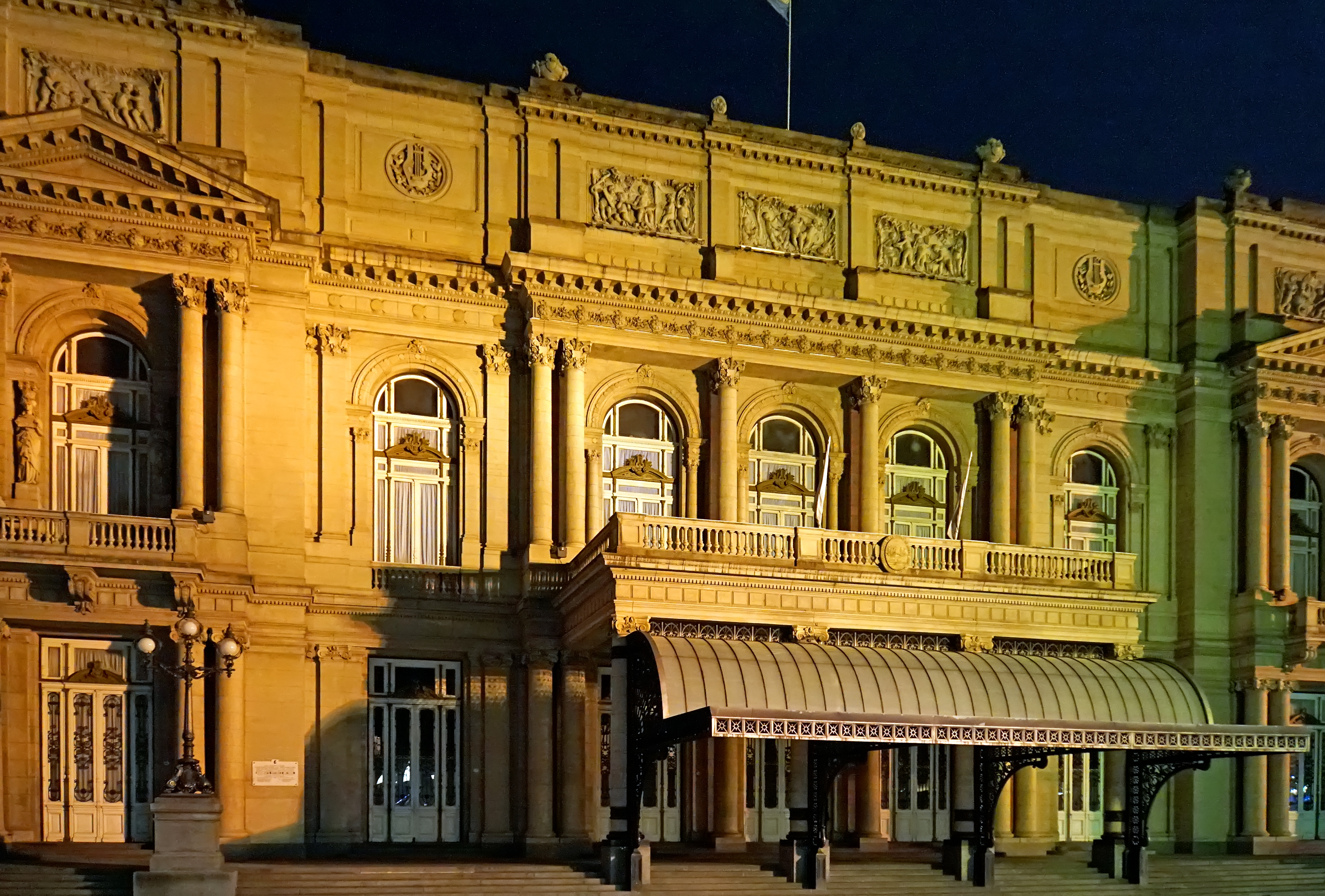 Colón theatre is considered one of the best opera houses in the world.