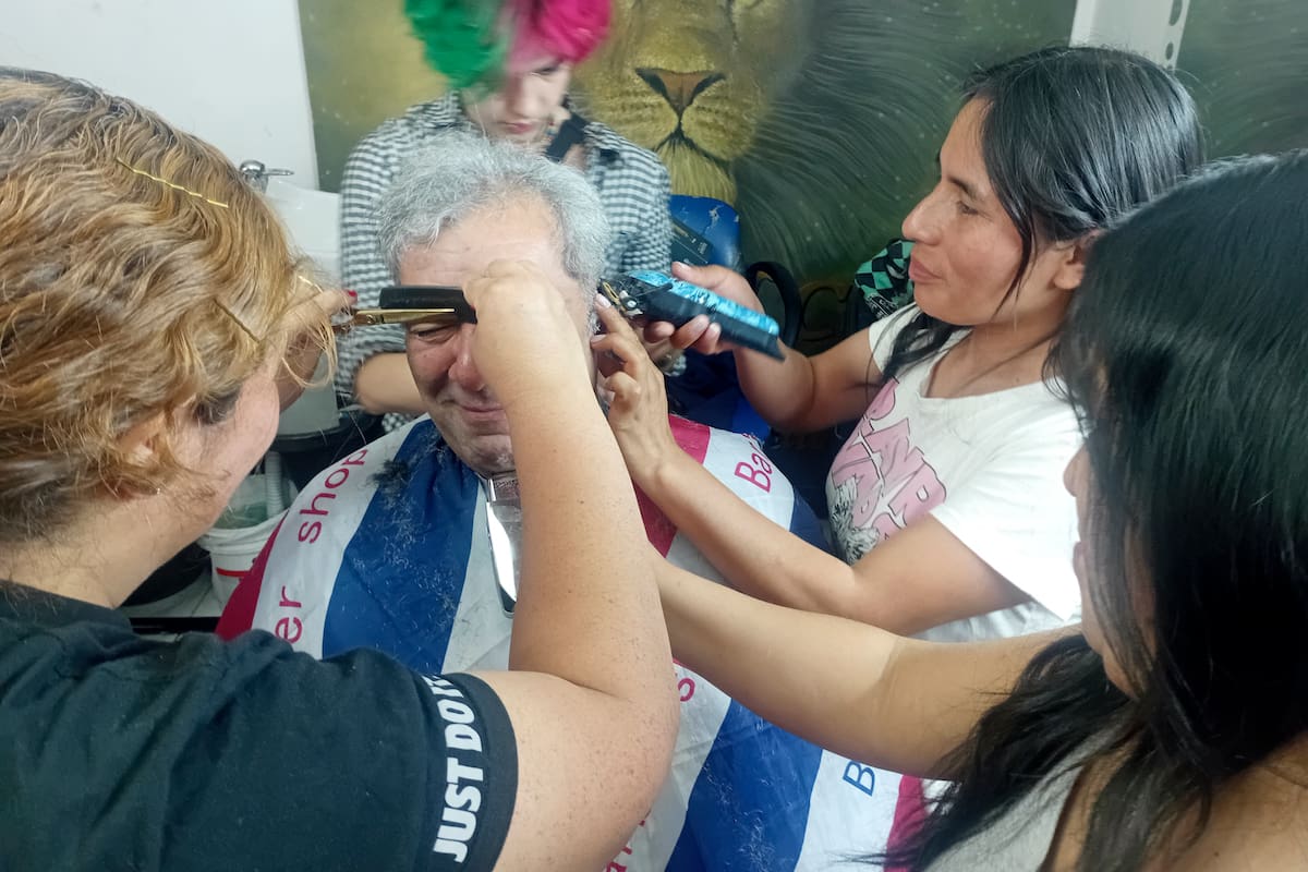 Cómo una red de barberos convirtió los cortes de pelo en inclusión social
