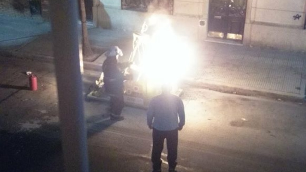 Condena efectiva por prender fuego a un contenedor en San Cristóbal