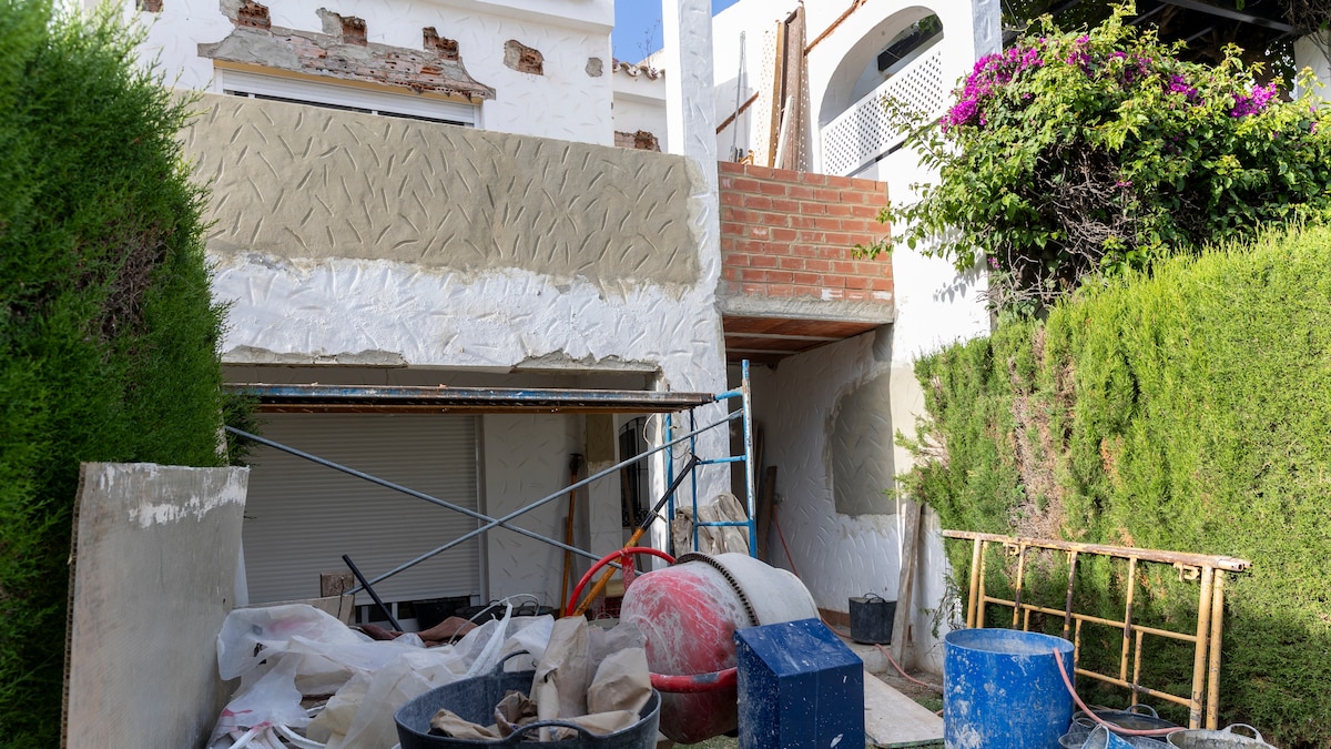 Costos de construcción siguen subiendo: qué significa para construir y comprar