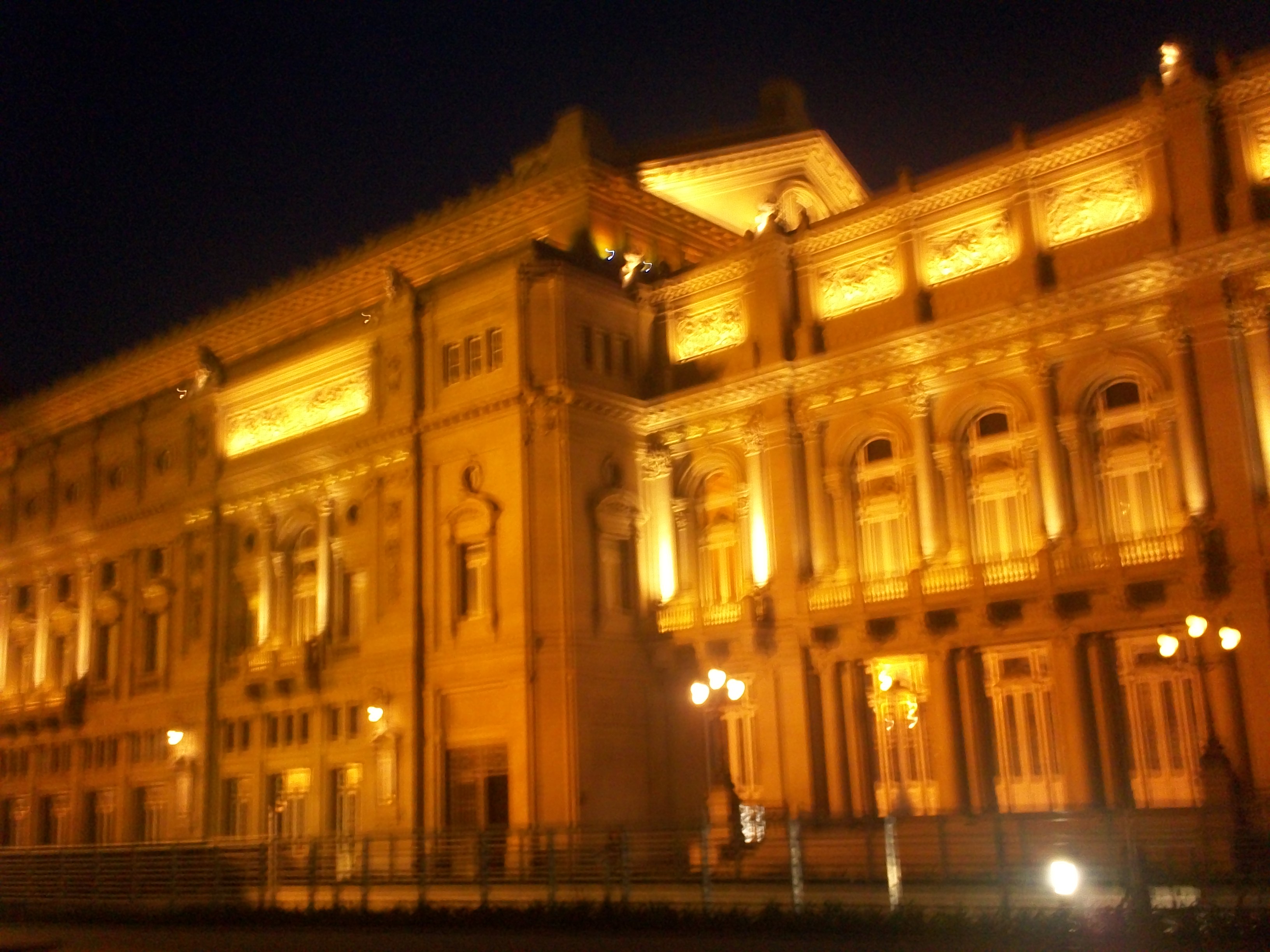 This is a photo of an Argentine monument identified by the ID