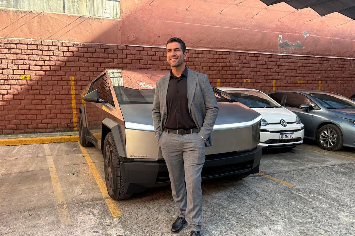 Diputado Quintar, su Tesla y una denuncia por presunto direccionamiento de PAMI en Jujuy