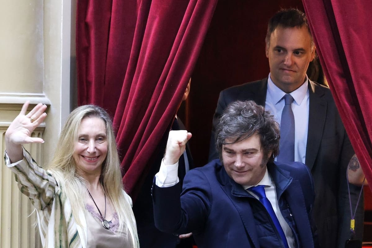 Diputados libertarios preparan defensa de Adorni ante avance de la causa