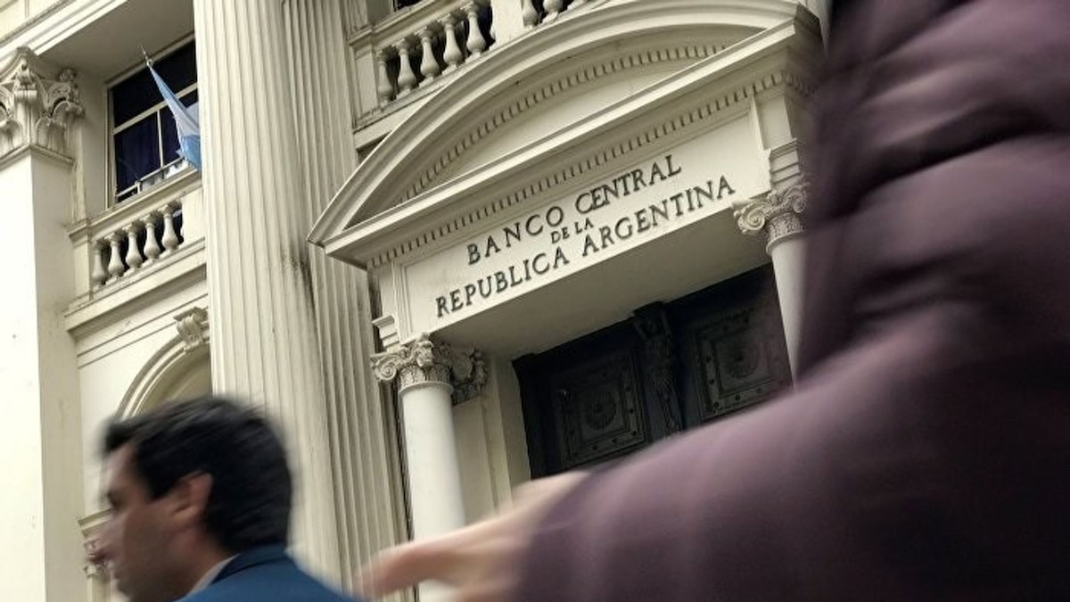 El BCRA eliminó la penalización que encarecía crédito para productores con acopio