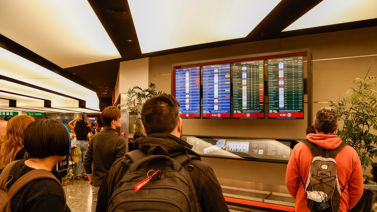 En febrero viajaron 1,6 millones de argentinos al exterior; gasto estimado cerca de US$900 millones