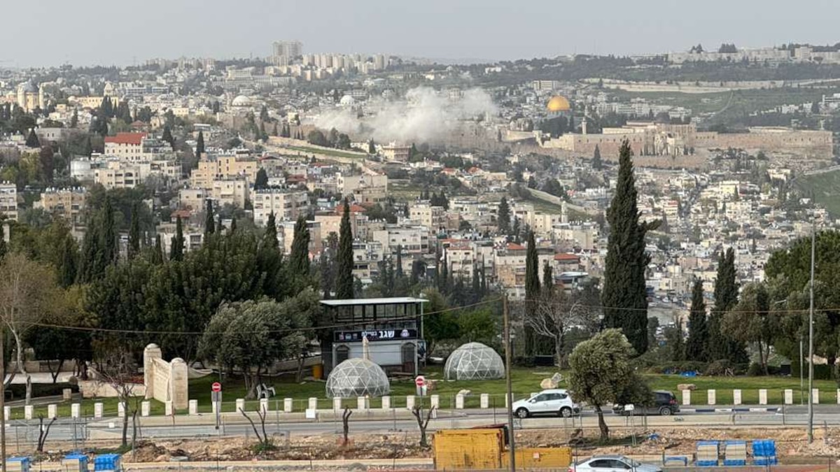 Fragmento de misil iraní impacta cerca de la Ciudad Vieja de Jerusalén