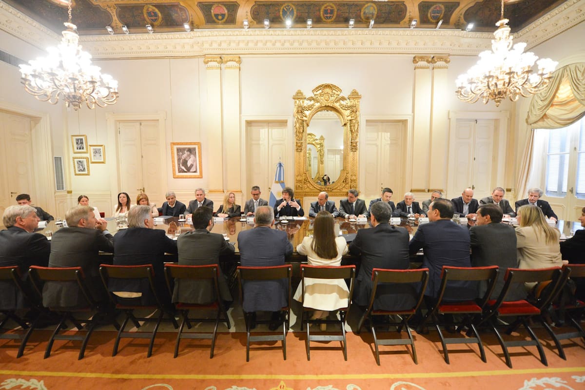 Gobierno inicia conversaciones con gobernadores para un nuevo consenso fiscal