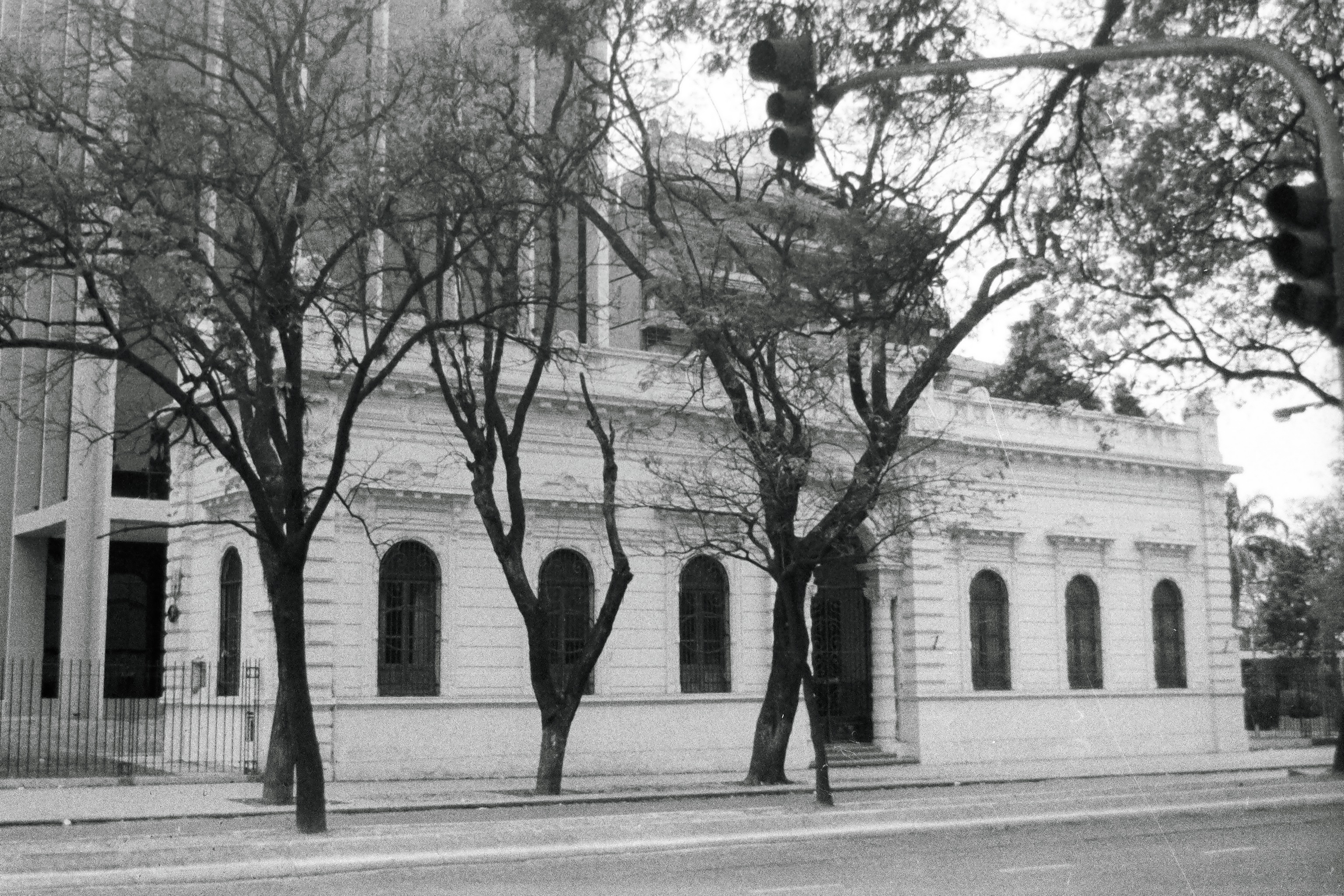 This is a photo of an Argentine monument identified by the ID