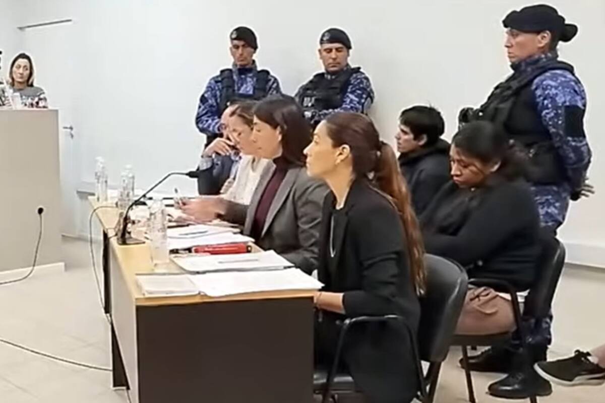 Ordenan seis meses de prisión preventiva a la madre y la pareja por la muerte de Ángel