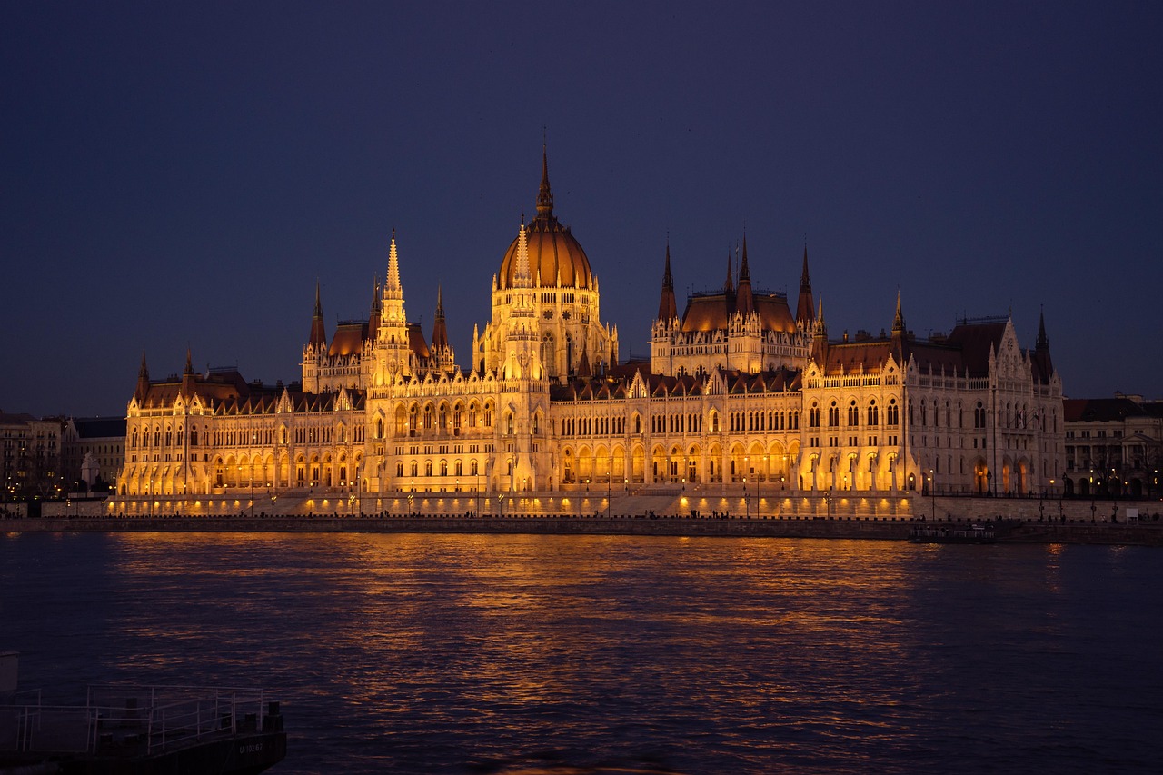 hungarian parliament building, danube, building, architecture, budapest, hungary, flow, parliament of budapest, national assembly of hungary, houses of parliament, hungarian parliament, historical, landmark, night, eve, lights, europe, tourism, city trip, city trips, travel, to travel, city tourism, budapest, budapest, budapest, budapest, budapest, hungary, europe