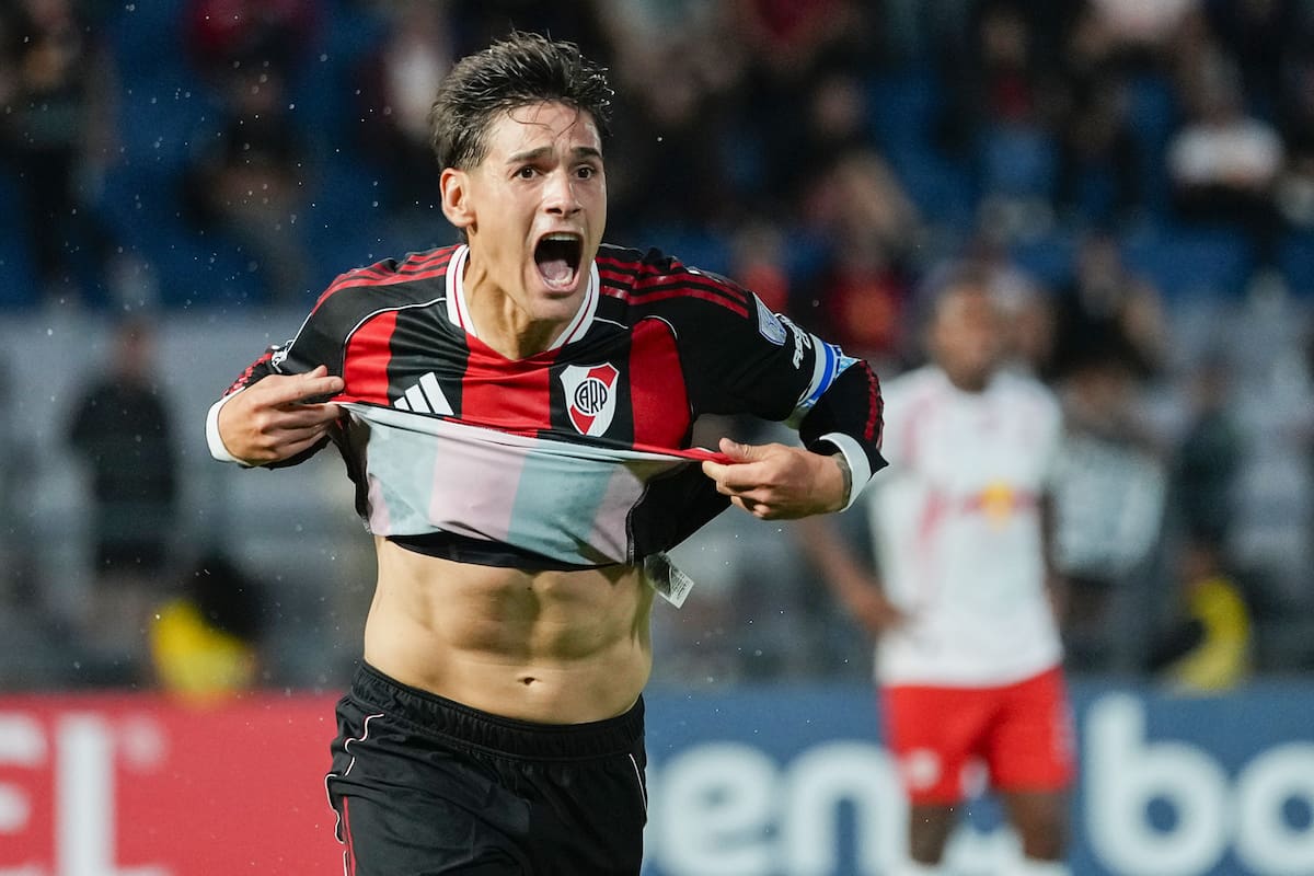 River ganó 1-0 en San Pablo con un gol de Martínez Quarta y un penal atajado por Beltrán