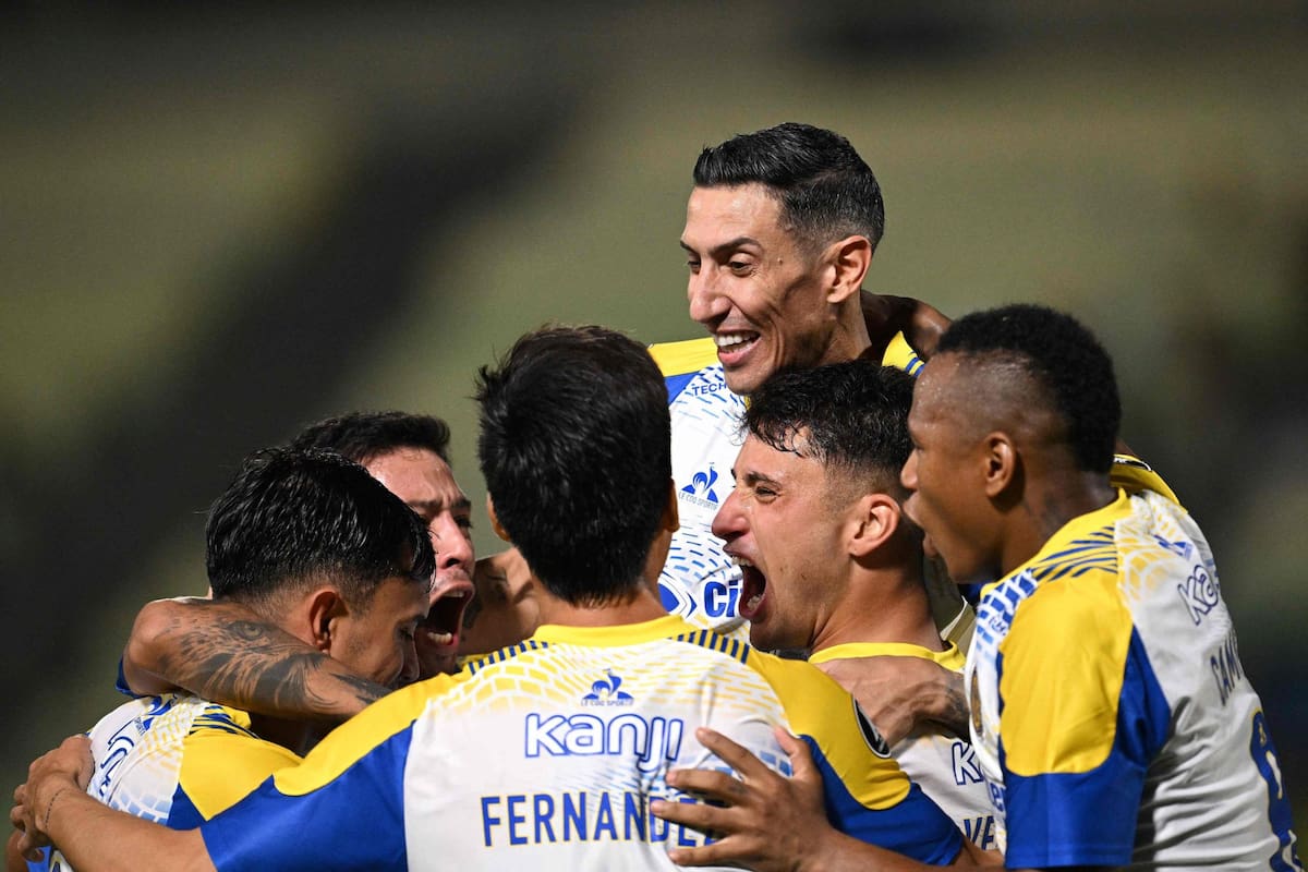Rosario Central ganó en Caracas con primer gol de Di María en la Copa Libertadores
