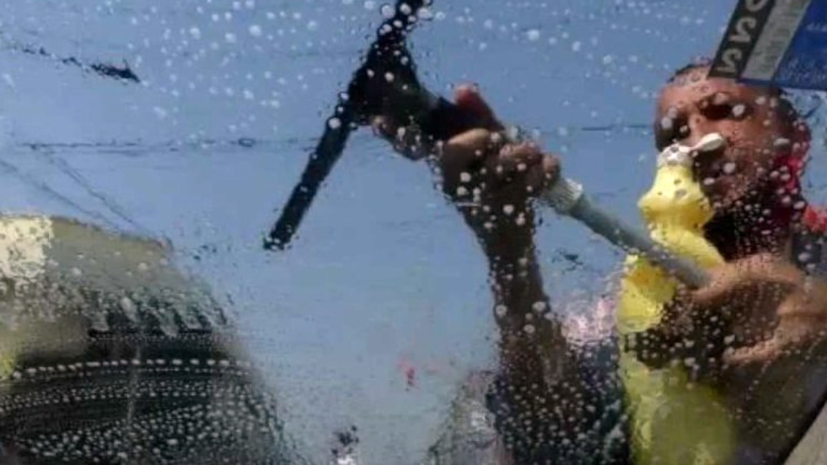 Santa Fe avanza hacia la prohibición provincial de los cuidacoches