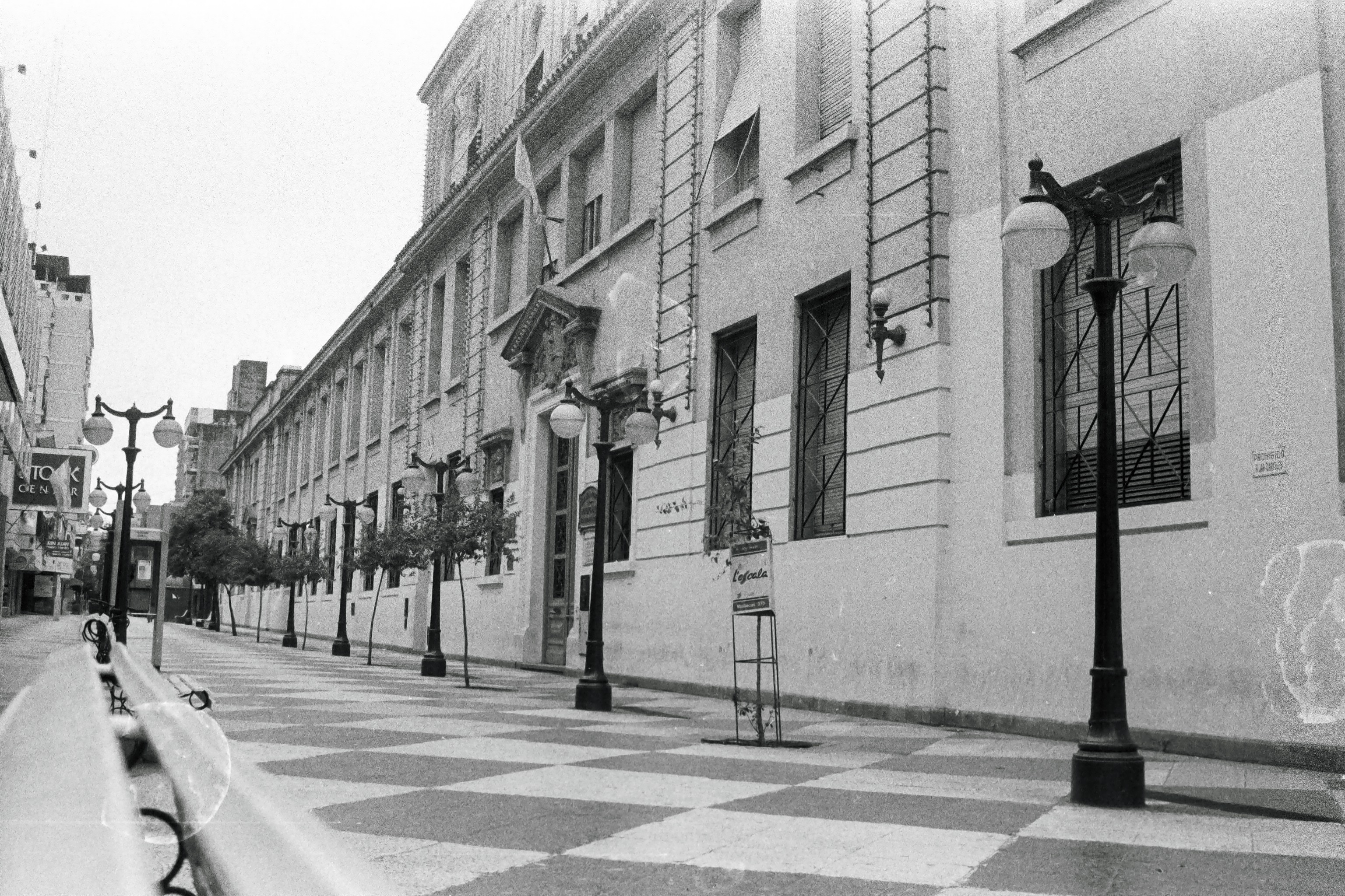 This is a photo of an Argentine monument identified by the ID