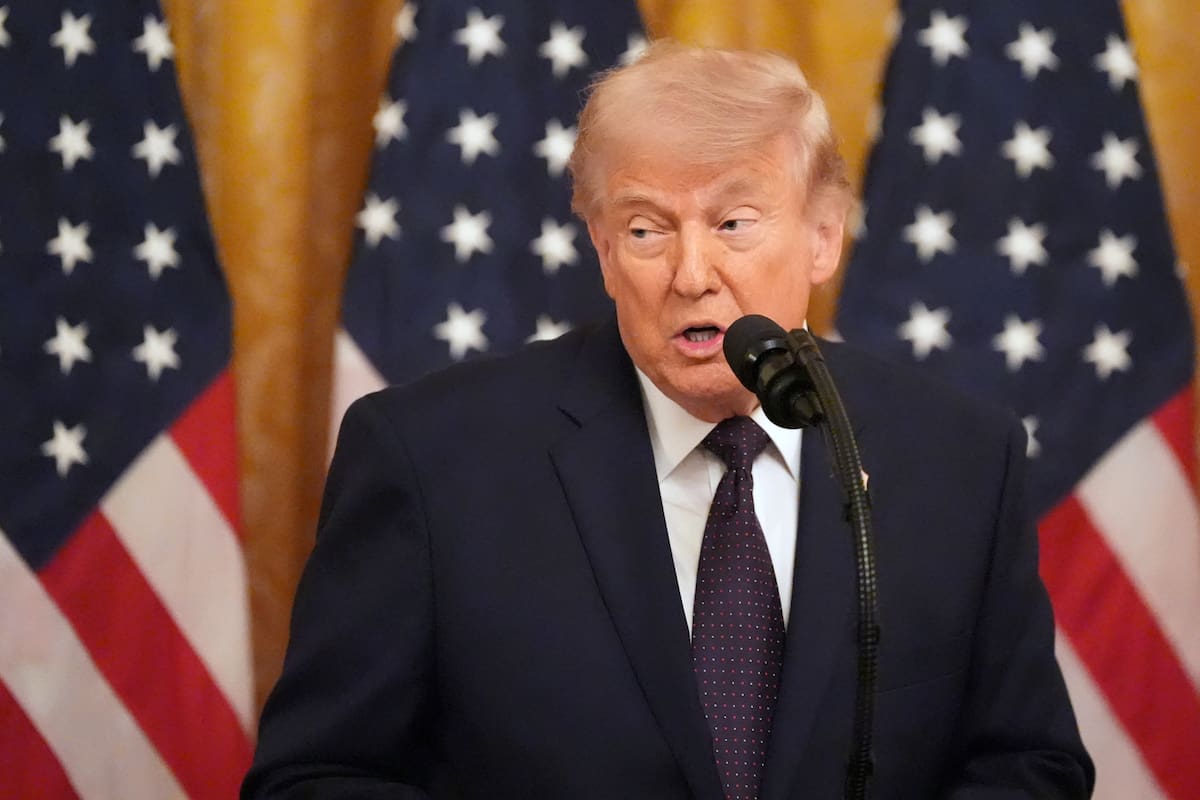 Trump enfría expectativas sobre Irán y mantiene el bloqueo de Ormuz hasta firmar un acuerdo